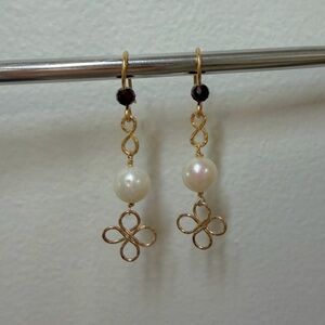 Pearl and Garnet Drop Earrings